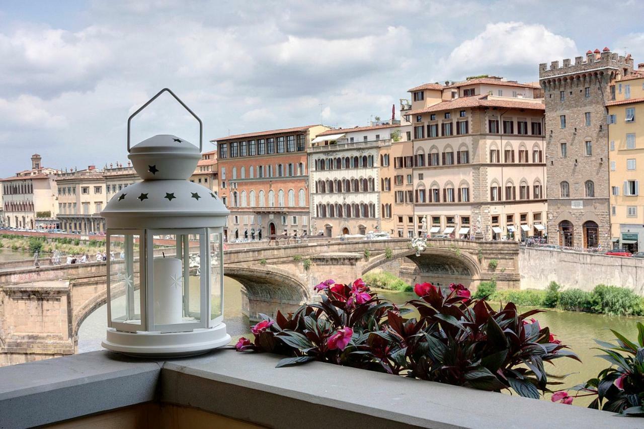 Historical Spectacular Arno View With Balcony From 12 Th Century. Apartment *